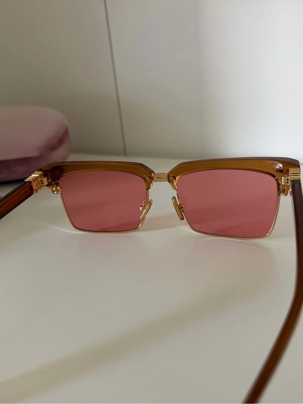 MIU MIU MU 10Zs SUMGLASSES PINK CARAMEL SQUARE
